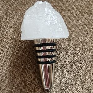 Lovely 'Rough' Quartz Bottle Stopper